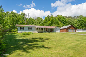 197 Lakeside Drive Mayfield, NY 12117