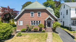 37 Grant Avenue Amsterdam, NY 12010