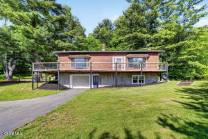 306 Spicer Road Hoosick Falls, NY 12090