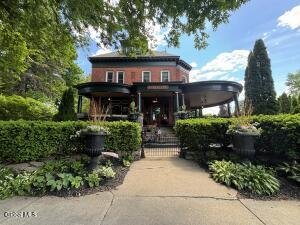 72 Union Avenue Saratoga Springs, NY 12866