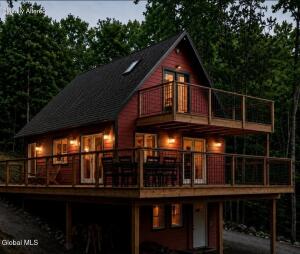 L4 Royal Anchorage Way Putnam Station, NY 12861
