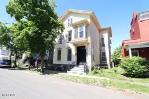 517 3rd Avenue Troy, NY 12182