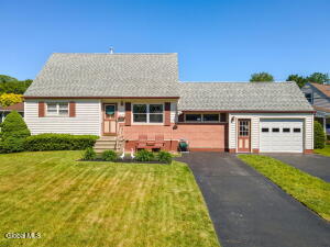 10 Tanglewood Road Albany, NY 12205