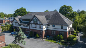 37 Clark Street Saratoga Springs, NY 12866