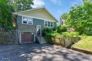 79 Willow Street Guilderland, NY 12084