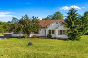 109 Abbey Road Poestenkill, NY 12140