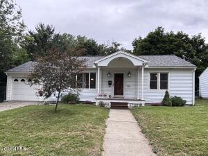 905 3rd Avenue Troy, NY 12182