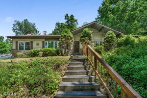 17 Huntington Parkway Ballston Lake, NY 12019