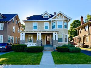 831 Wright Avenue Schenectady, NY 12309