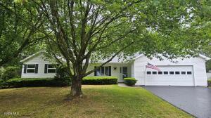 12 Lancestire Drive Queensbury, NY 12804