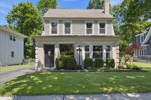 11 Freeman Road Albany, NY 12208