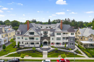 46 Union Avenue Saratoga Springs, NY 12866