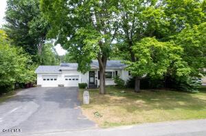28 Lee Avenue Schenectady, NY 12303