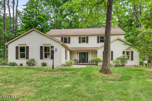 26 Knollwood Drive Saratoga Springs, NY 12866
