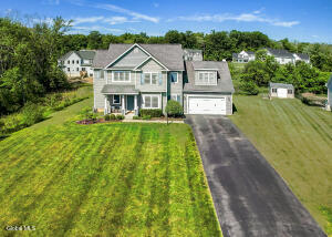 8 Harvester Way Ballston Lake, NY 12019