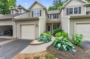 4 Killarney Court Saratoga Springs, NY 12866