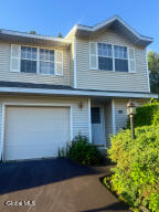 25 Peterson Court Troy, NY 12180