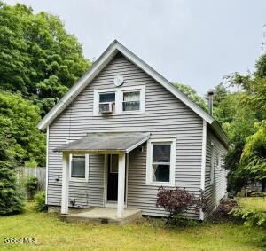 408 W Mountain Road Queensbury, NY 12804