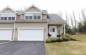 46 Oakmont Street Niskayuna, NY 12309