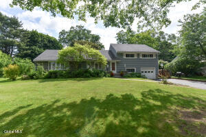 10 Eastland Avenue Gloversville, NY 12078