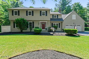 6 Greenfield Court Clifton Park, NY 12065