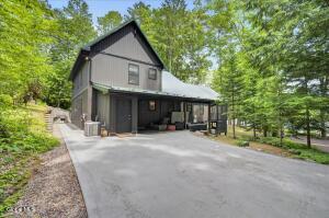 128 Pedrick Road Gloversville, NY 12078