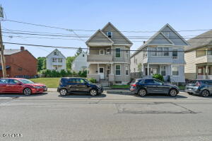 244 Park Place Schenectady, NY 12305