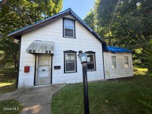 1886 Highland Avenue Troy, NY 12180