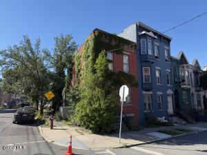 161.5 Lark Street Albany, NY 12210
