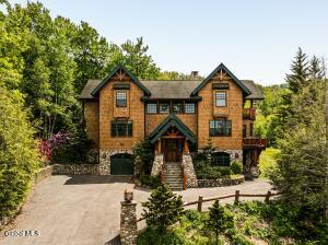 6 White Way Windham, NY 12496
