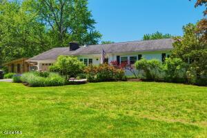 704 Tanner Road Clifton Park, NY 12065