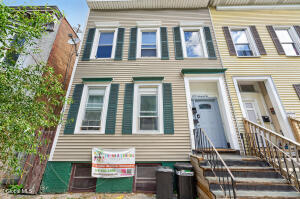 227 Colonie Street Albany, NY 12210