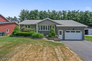 1037 St Lucille Drive Schenectady, NY 12306