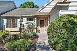 12 Camden Circle Delmar, NY 12054
