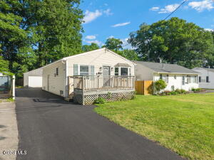 420 Chiswell Road Schenectady, NY 12304