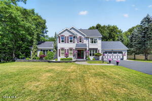10 Victorian Drive Poestenkill, NY 12140