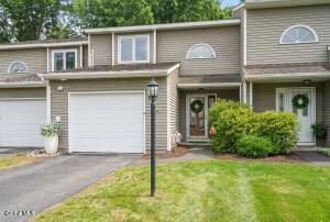 3016 Fern Court Schenectady, NY 12303