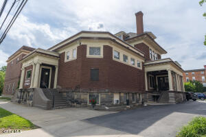 153 Regent Street Saratoga Springs, NY 12866