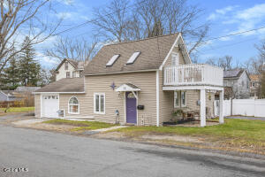 79 Starr Avenue Schenectady, NY 12304