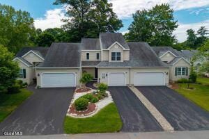 28 Cedar Court Queensbury, NY 12804