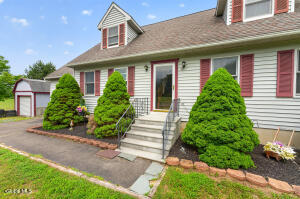 1467 Bame Road Castleton, NY 12033
