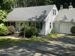 294 Thais Road Averill Park, NY 12018