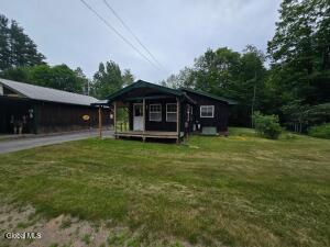 13 Lincoln Lane Schroon Lake, NY 12870