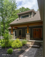 8 Caitlin Court Saratoga Springs, NY 12866