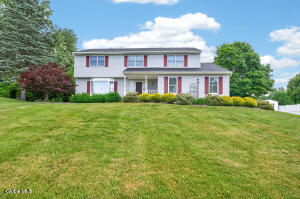 44 Mallard Road Glenmont, NY 12077