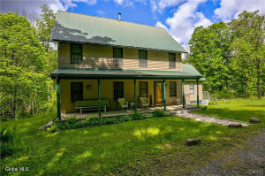 891 River Road Lake Luzerne, NY 12846