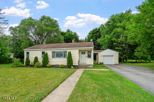 9 Bluebird Road South Glens Falls, NY 12803