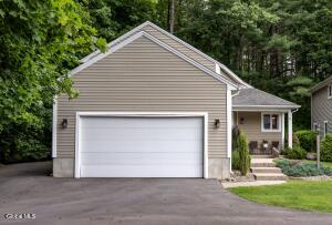 29 Pepper Lane Saratoga Springs, NY 12866