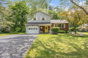 15 Longmeadow Drive Delmar, NY 12054
