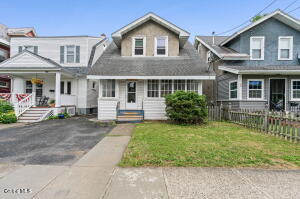 62 Grove Avenue Albany, NY 12208